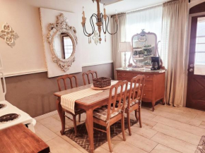 French Farmhouse in Central Tucson